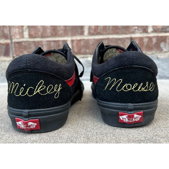 Vans Disney Mickey Mouse Low Top Skate Shoes Mens Size 11 / Womens 12.5 Blk Red main image 11